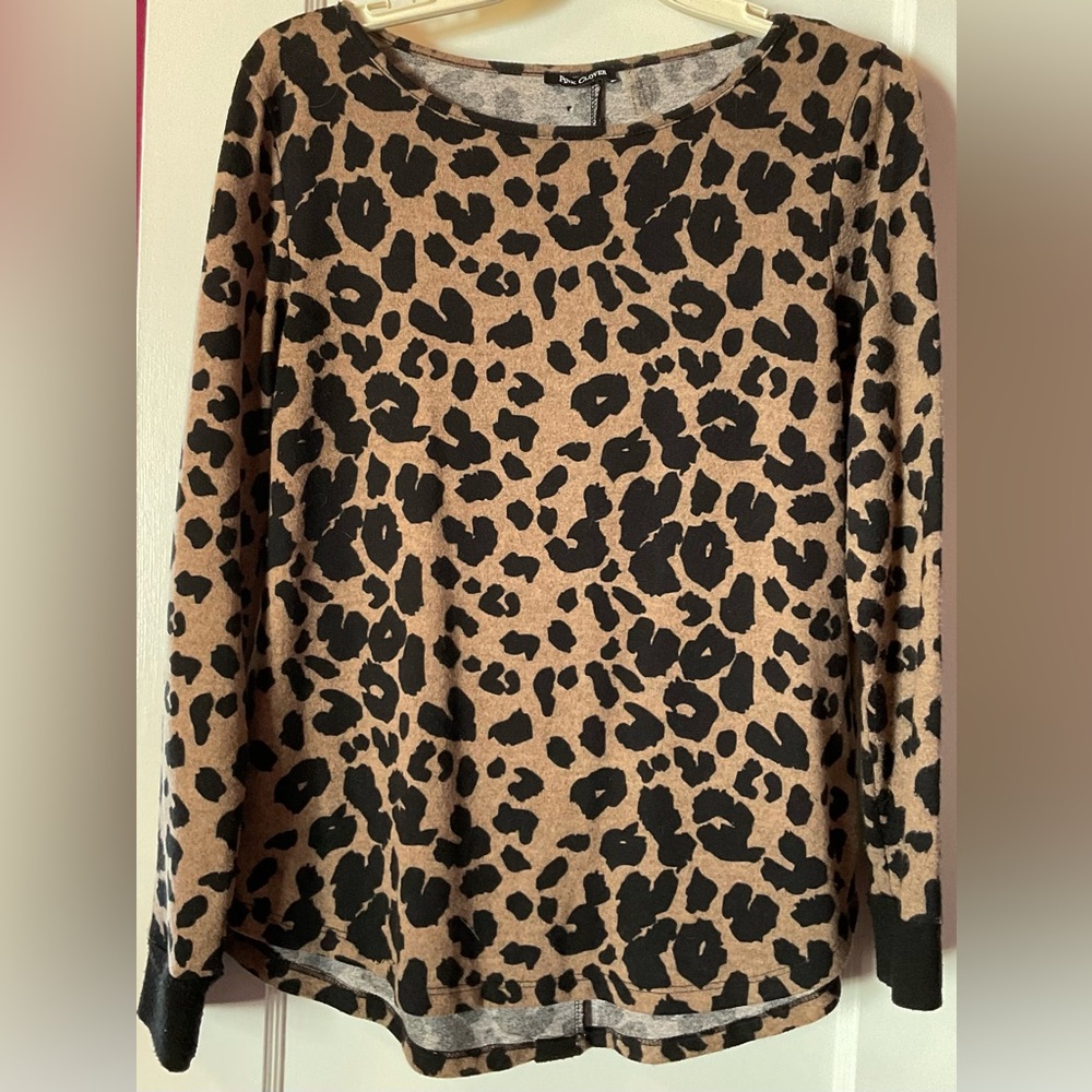 Pink Clover Leopard Print Sweater - Black and Brown